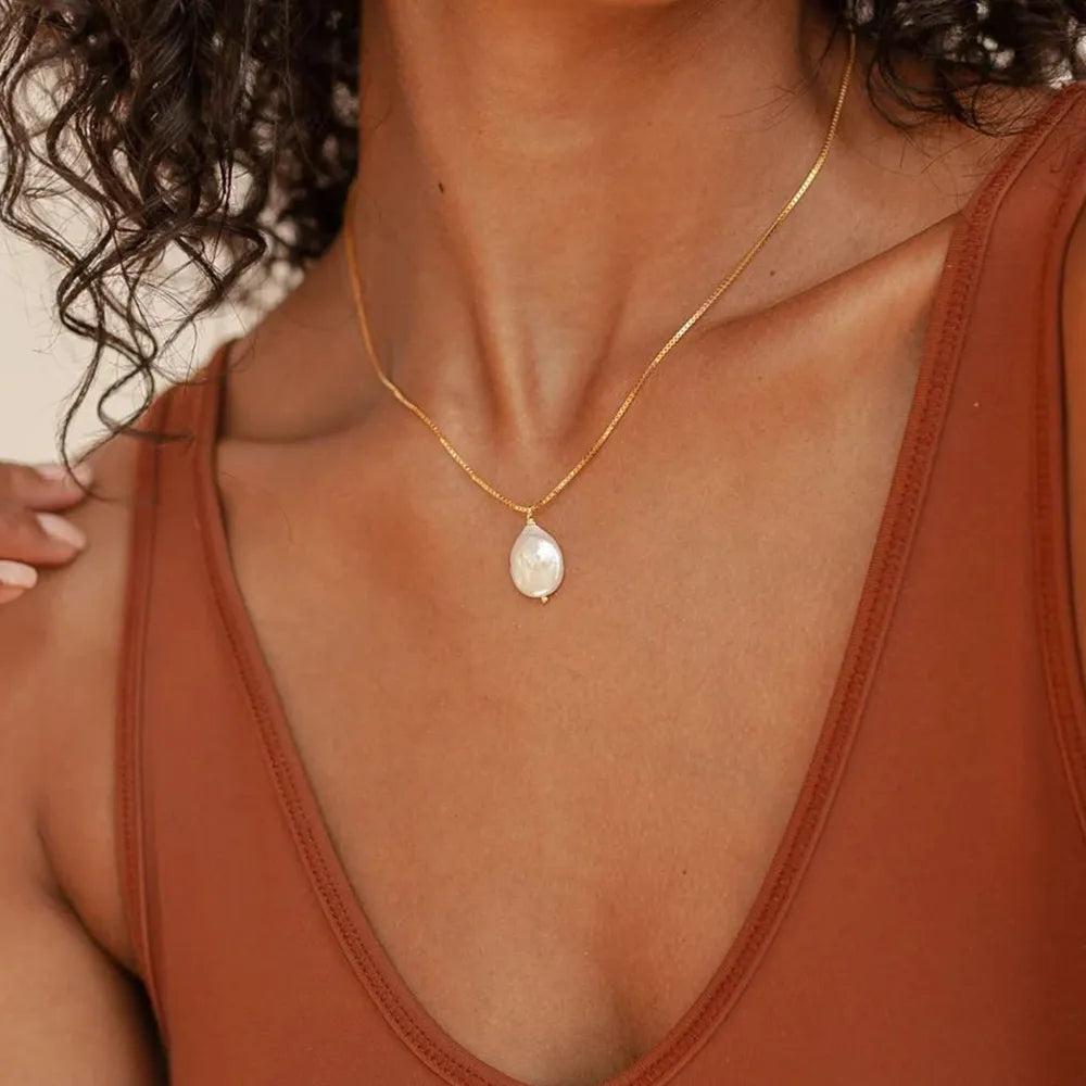 Pearl Pendant Necklace