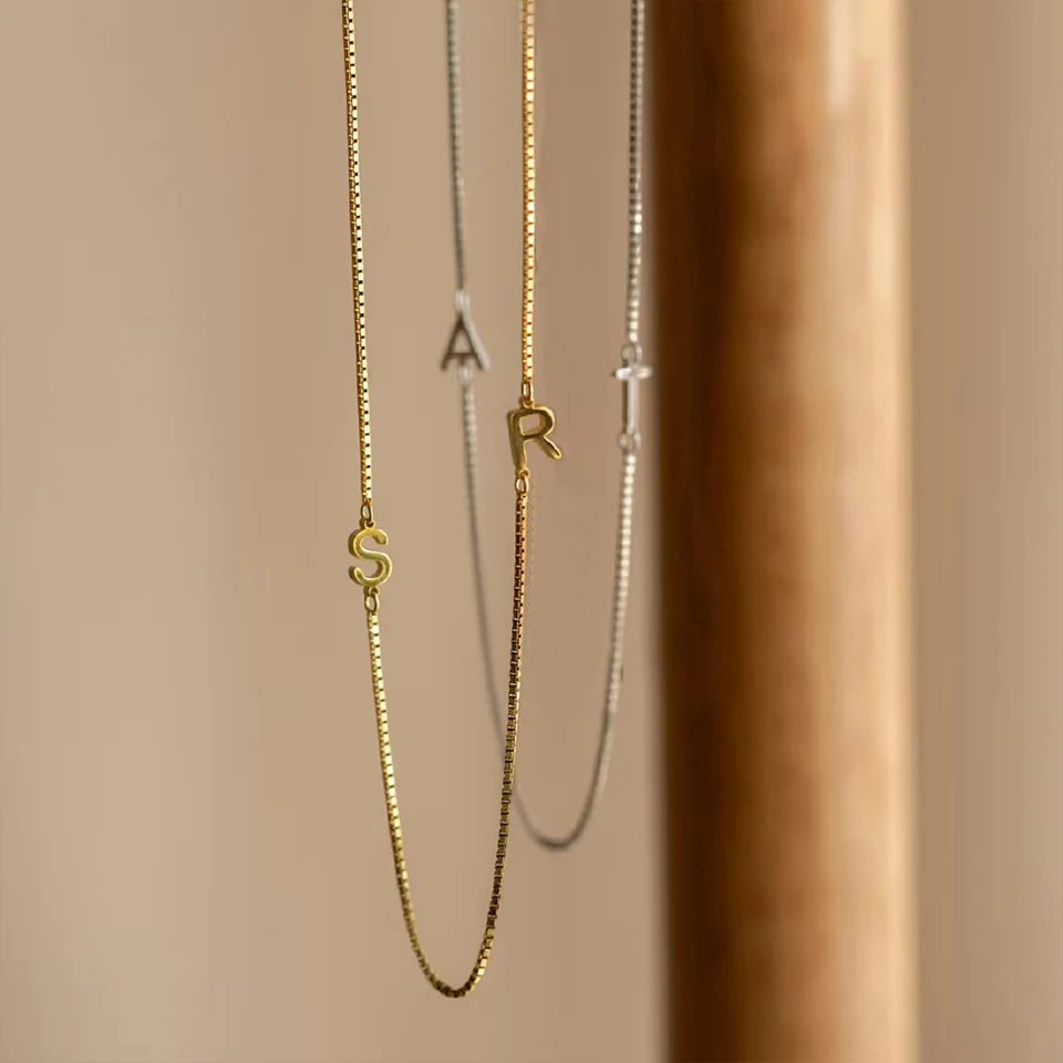 Colar de Letra Assinada