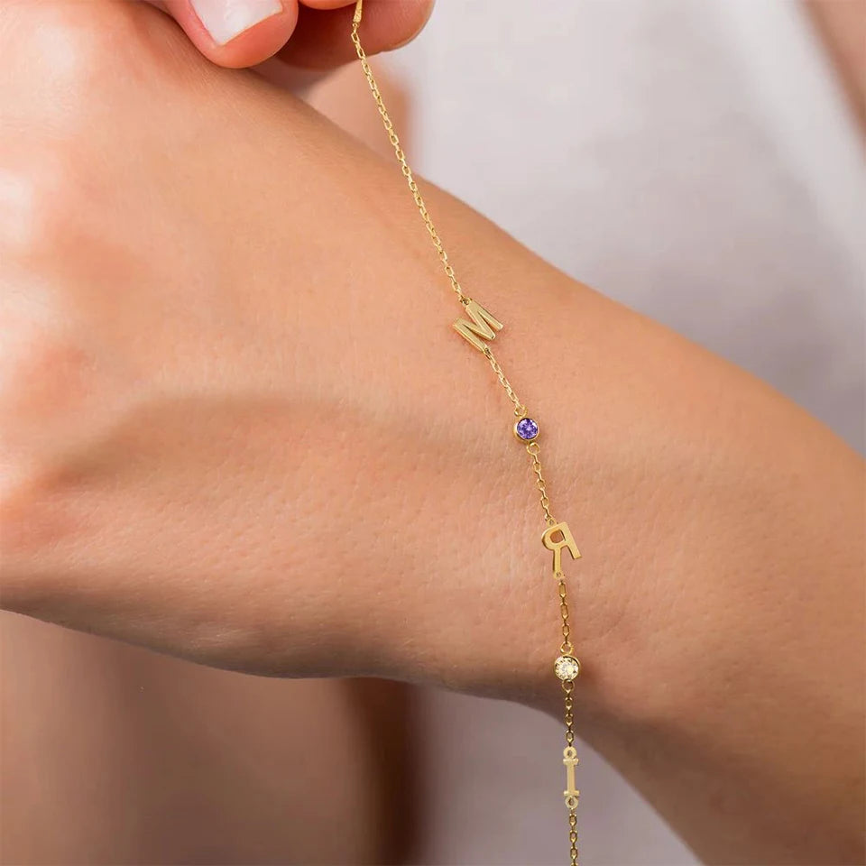 Personalized bracelet with name and birthstone