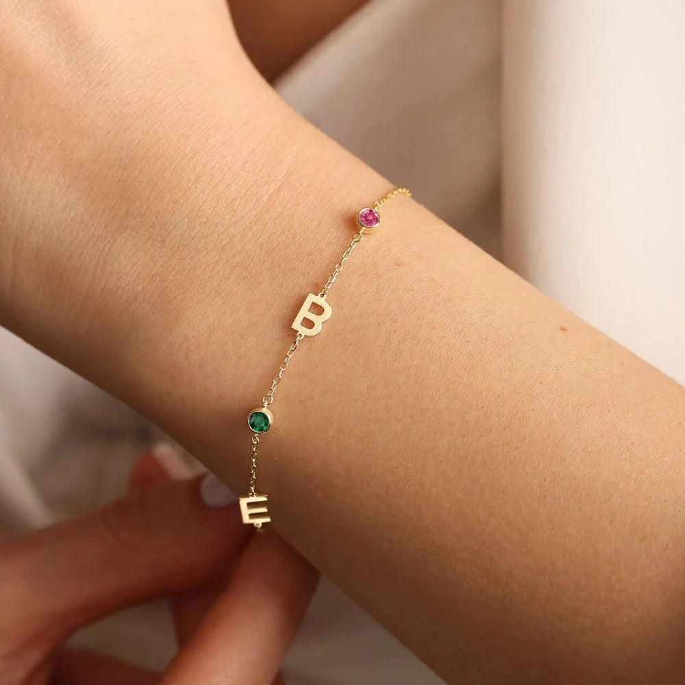 Personalized bracelet with name and birthstone