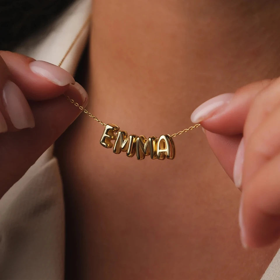 قلادة مخصصة بحروف فقاعة