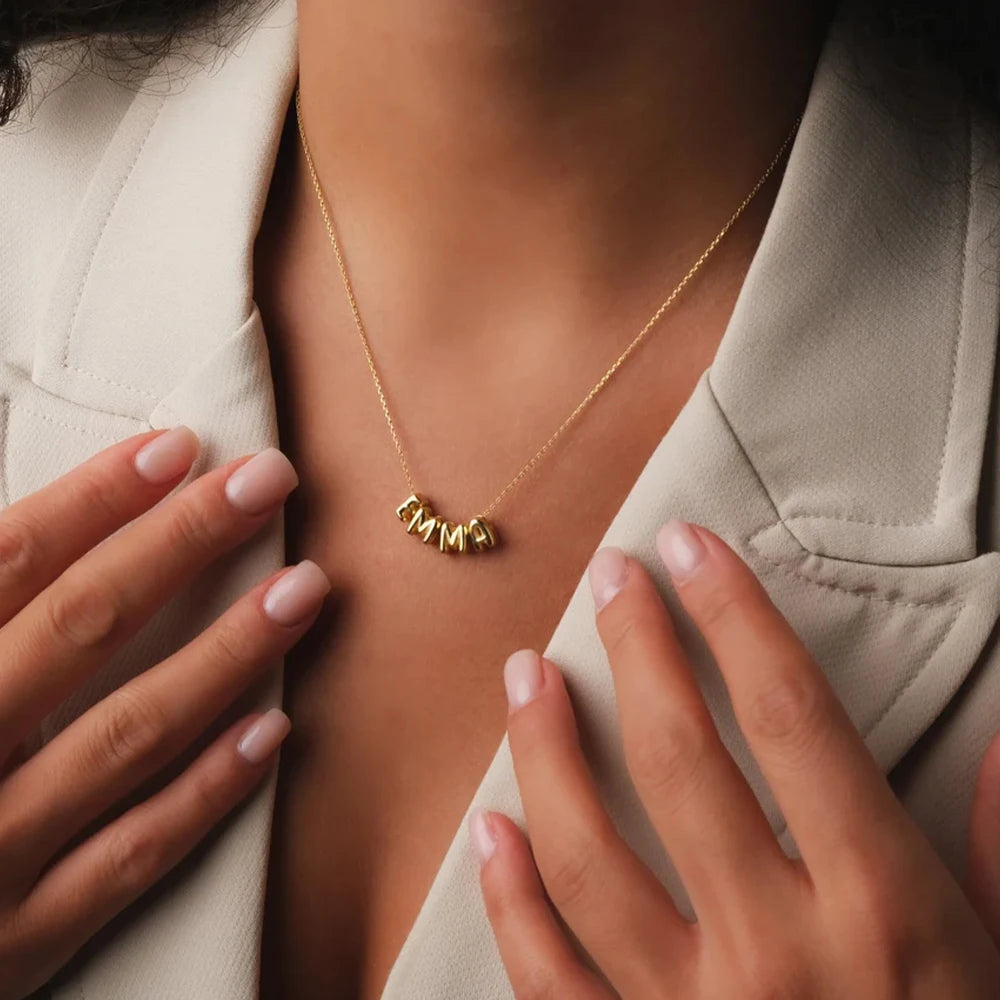 قلادة مخصصة بحروف فقاعة