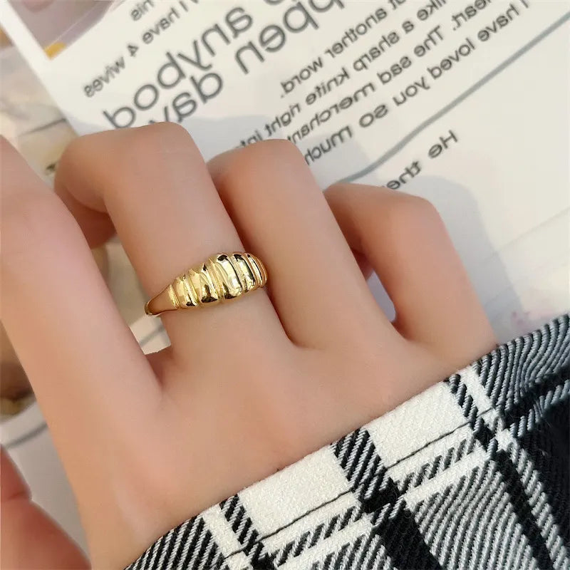 Croissant Dome Ring