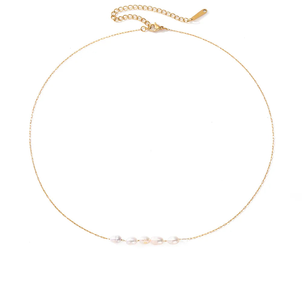 Linear Pearl Necklace