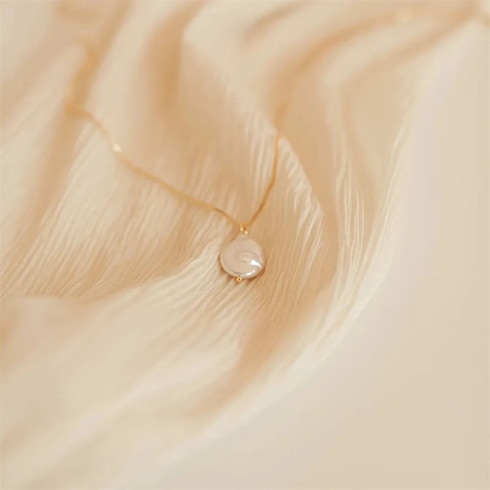 Pearl Pendant Necklace