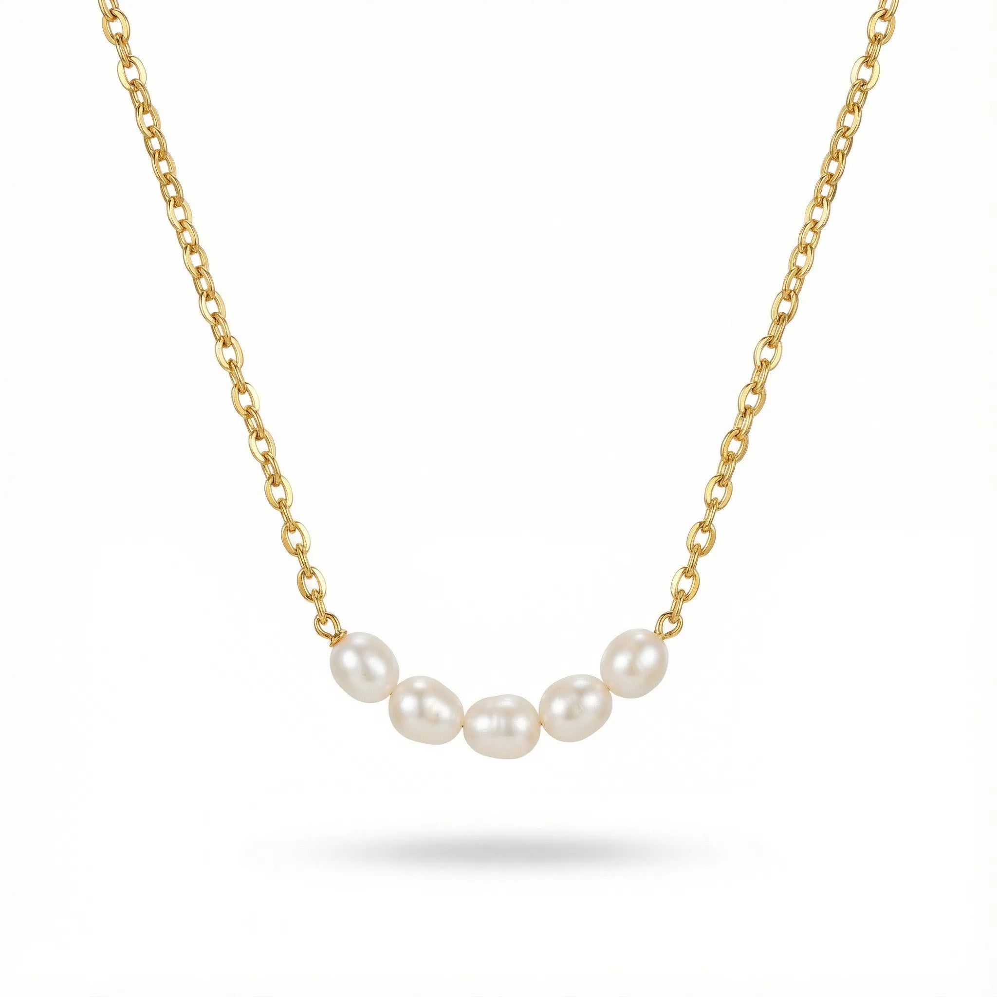 قلادة لؤلؤية خطية