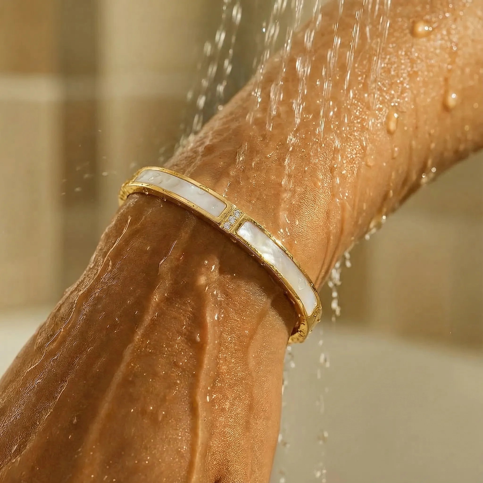 Slim Shell Inlay Bangle Bracelet